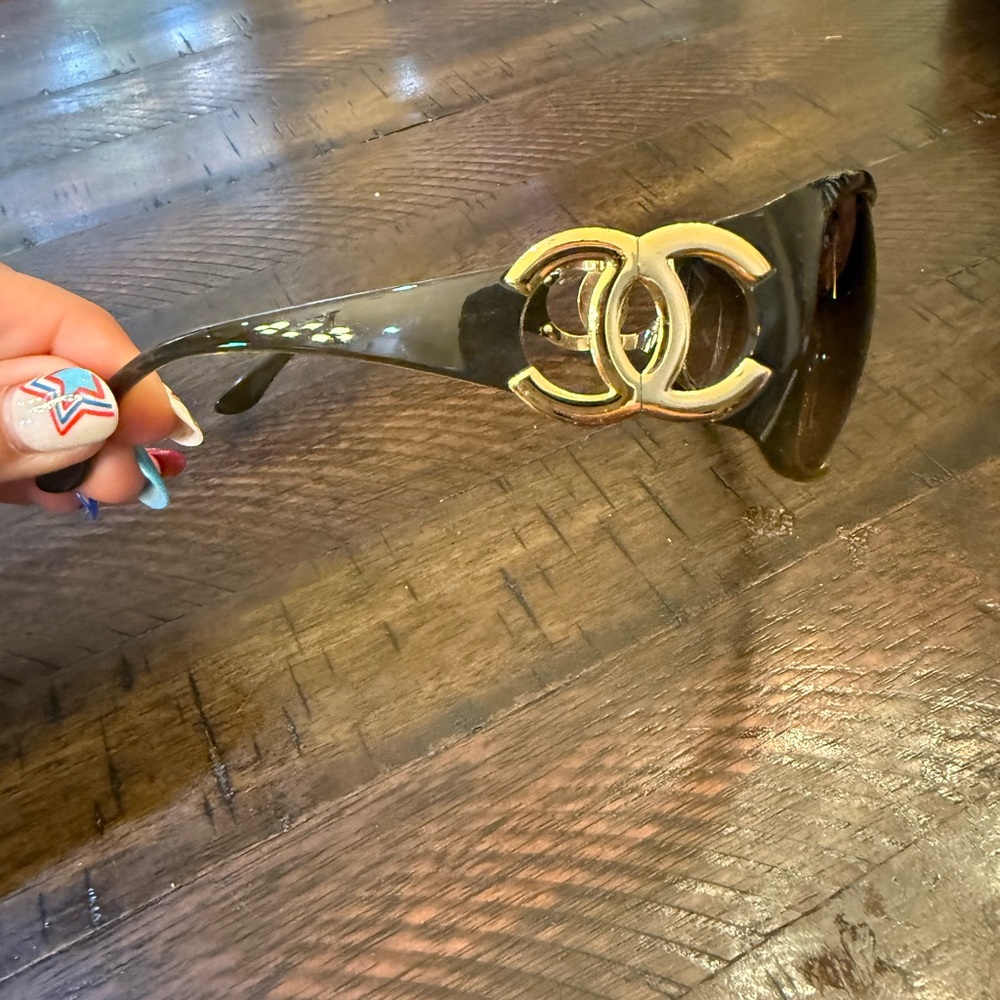 CHANEL Gold and Black Oversized Sunglasses